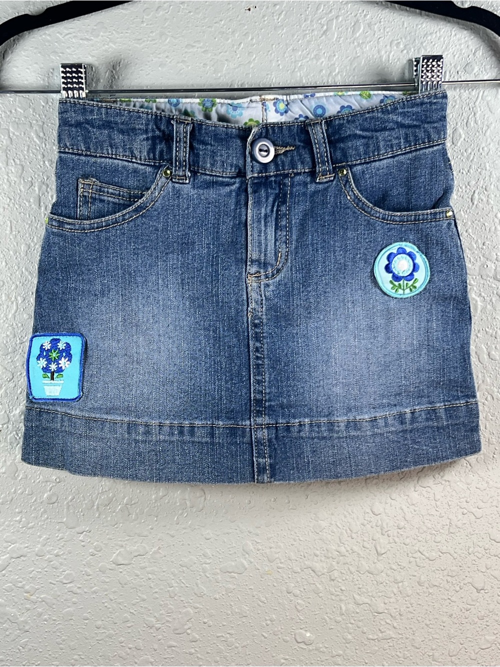 Faded Glory Girls Denim Scooter Skirt Floral Patches Size 6